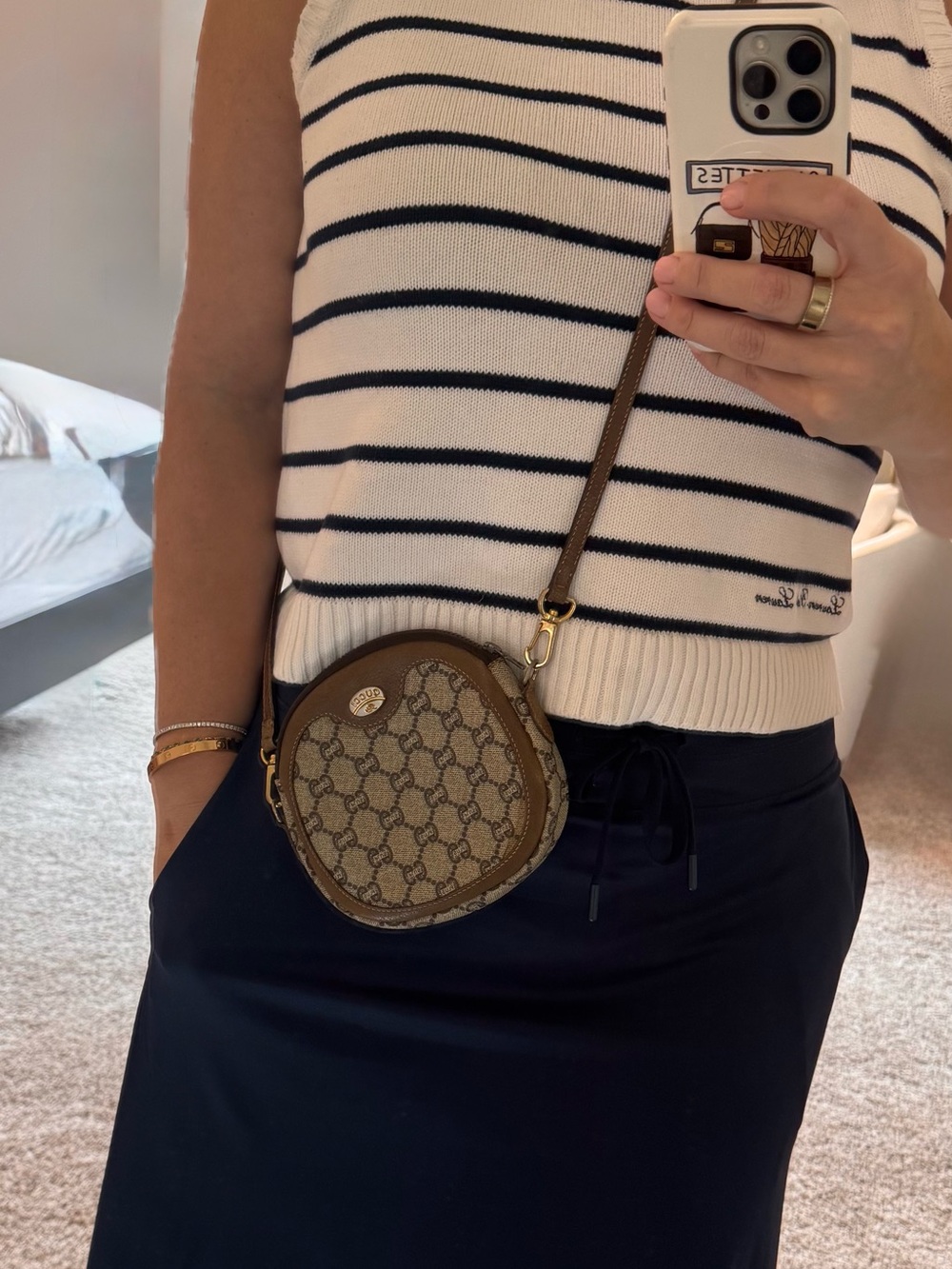 Gucci Beige and Brown Monogram Crossbody Bag - Picture 8 of 10